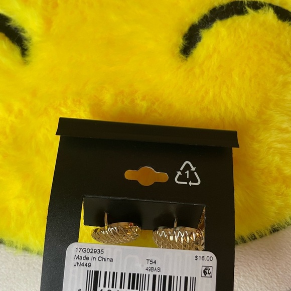 Earrings For Women,goldEarrings For Women,heart Earrings For Women,small Earring - Picture 4 of 15